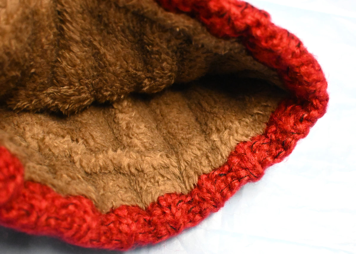 Red Cozy Lined Pom Pom Beanie – Warm Winter Knit Hat