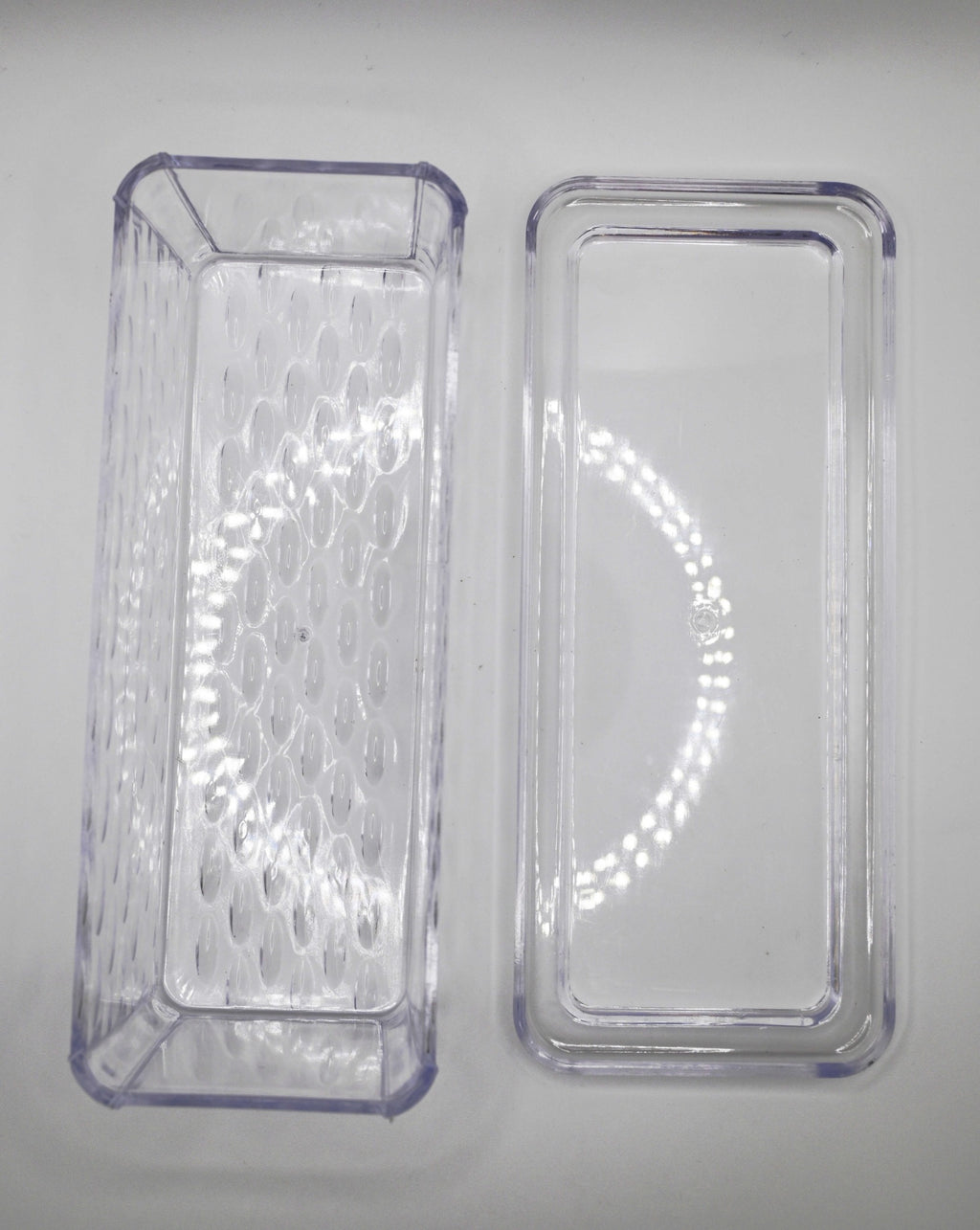 Top view of clear container and removable lid