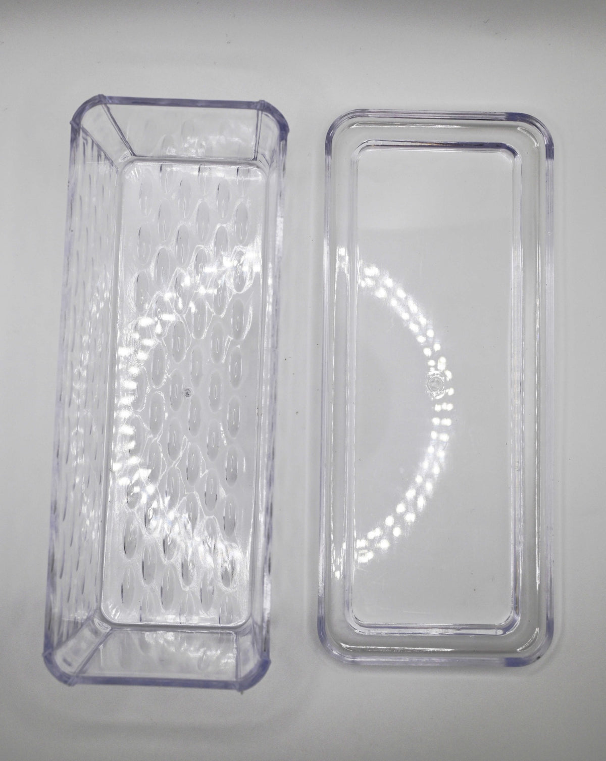 Top view of clear container and removable lid