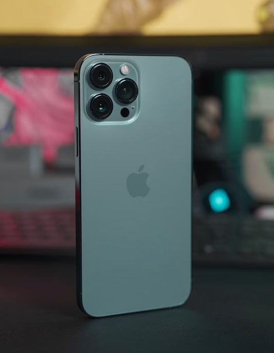 iPhone 13 Pro (Pre-Owned)